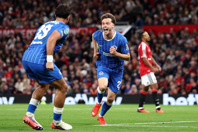 Man United v Brighton LIVE: De Cuyper completes incredible turnaround as Seagulls win Carabao Cup thriller