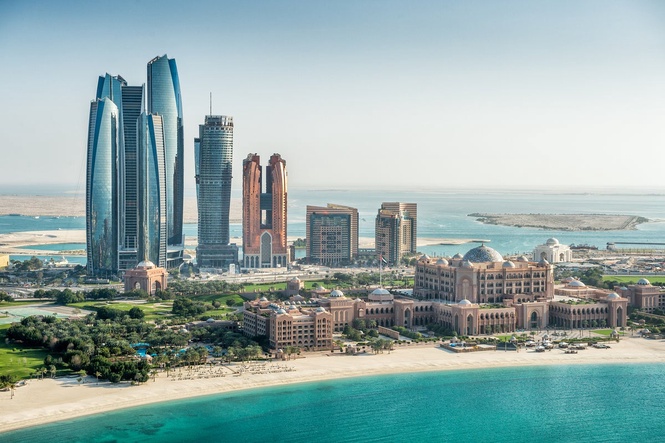 Is it safe to travel to Dubai and Abu Dhabi? Latest advice as Saudi Arabia and Houthis exchange strikes