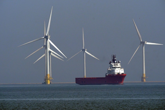 Ministers must be transparent on spending £755m ScotWind cash, says watchdog
