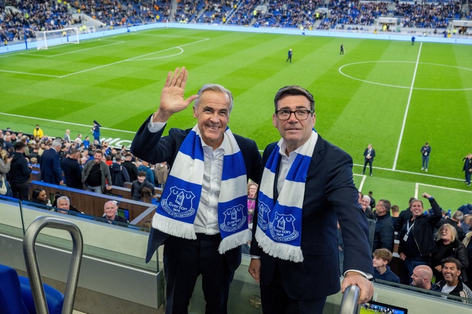 Andy Burnham and Mark Carney unite for poignant Everton match