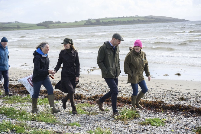 Royals carry out engagements amid Diana revelations in Earl Spencer’s book