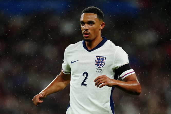 Trent Alexander-Arnold told he must ‘fight for his place’ on England return
