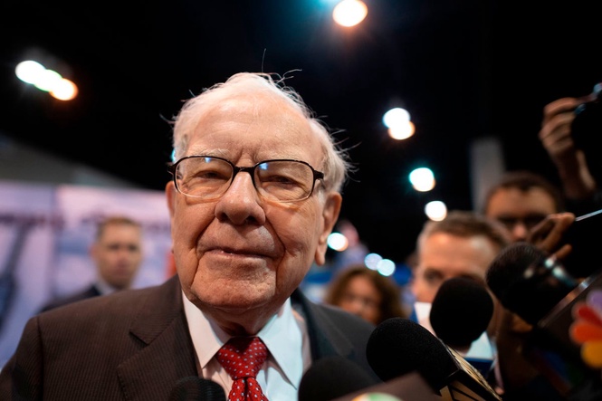 Warren Buffett’s son Howard takes over as Berkshire Hathaway chairman