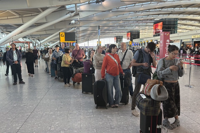 Flight ‘chaos’ this month caused by ‘software defect’ – report