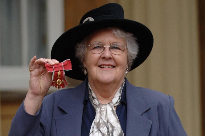 Coronation Street and Waiting For God star Stephanie Cole dies aged 84
