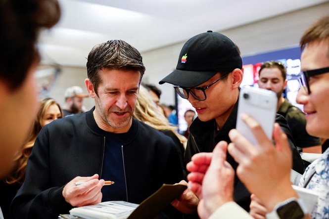 iPhone 18 Pro goes on sale as the world looks towards Apple’s new foldable iPhone Duo