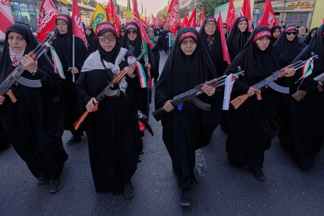 Iran-US war latest: Tehran holds huge pro-regime march in defiance of Trump’s ‘annihilation’ threat
