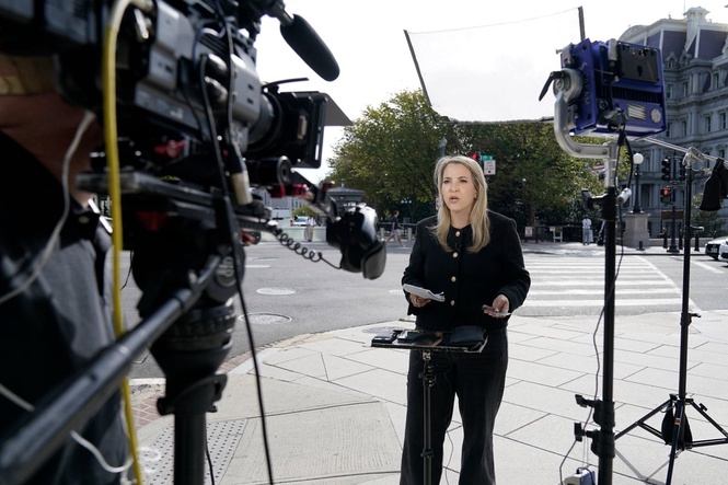 CNN and MS NOW reporters have press passes seized at White House