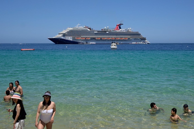 Carnival Panorama cruise passenger jumps overboard on last day at sea