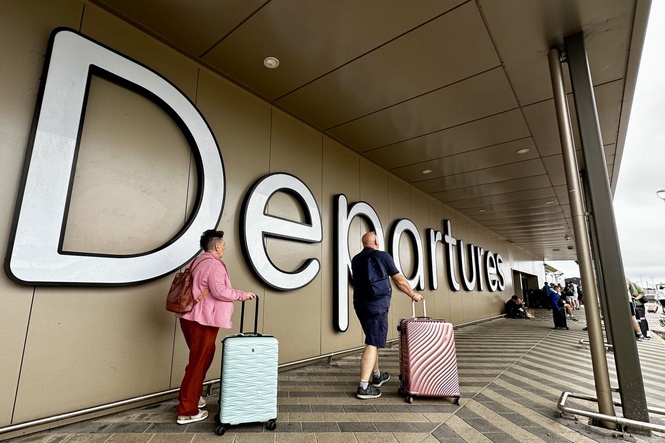 Some flights across Belfast airports and Londonderry hit by ‘technical issue’