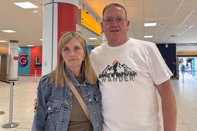 Bride-to-be faces anxious wait for dream Las Vegas wedding after flight cancelled in air traffic control chaos