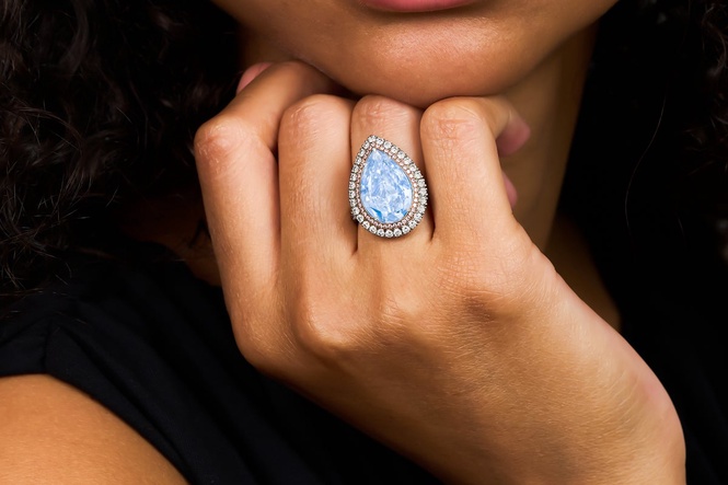 Extraordinarily rare blue diamond ring could fetch millions at London auction