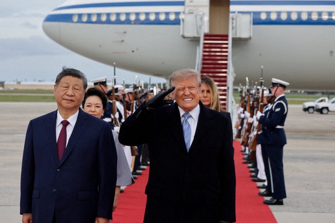 Trump flinched next to China’s Xi during a military flyover – and it became an instant meme