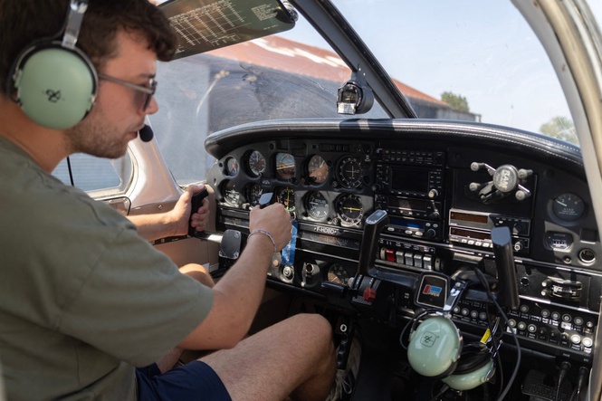 These are the highest paying entry-level jobs in the US that don’t require a college degree