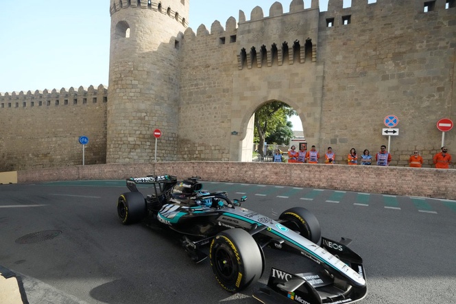 George Russell’s fading title hopes get a welcome lift with Baku practice double