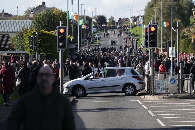 Northern Ireland Secretary appeals for calm amid Drumcree stand-off