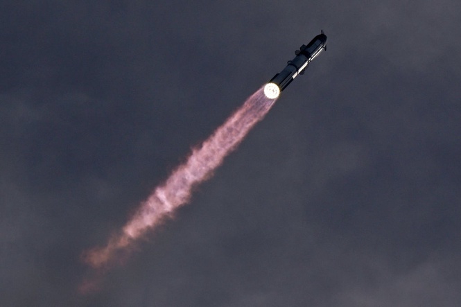 Starship megarocket makes it to orbit in huge milestone for SpaceX