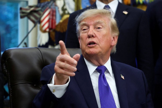 Iran-US war live: Oil prices rise after Trump says he has offered Tehran ‘nothing’ in peace talks
