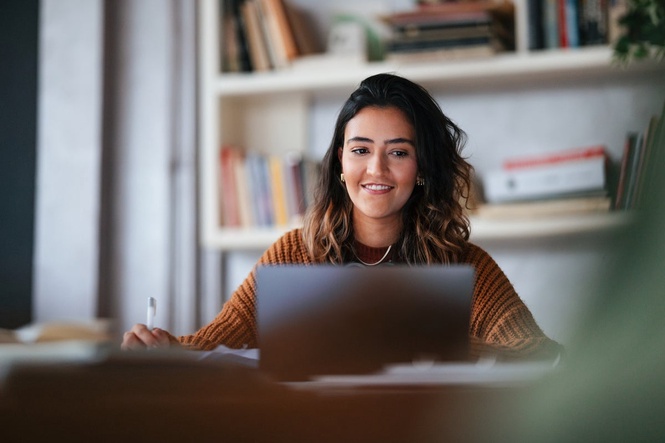 Popular handmade market site using AI to build detailed customer profiles