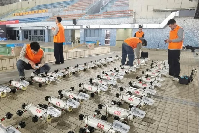 Chinese team sets world record with swarm of 116 underwater drones