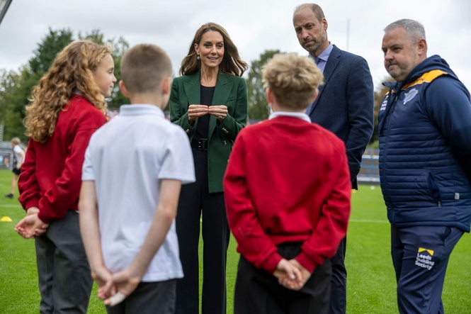 William and Kate surprise Kevin Sinfield on charity ultra-marathon challenge