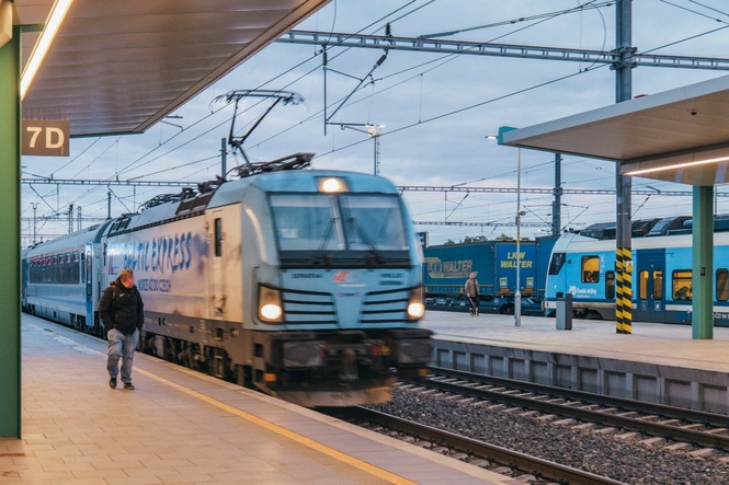 Holidaymakers have until tonight to secure major discounts on Interrail