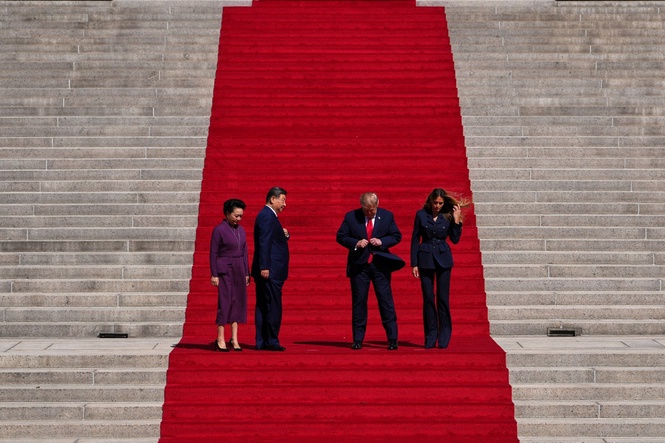 11 minutes on the steps: How an AP photographer framed Trump and Xi’s red-carpet shot