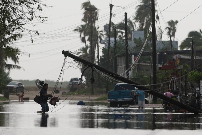 Hurricane Rachel strengthens to Category 2 off of Mexico's Pacific Coast