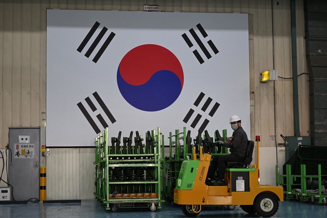 South Korea threatens action against Ukraine over transfer of North Koreans