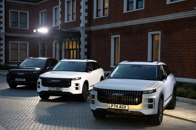 UK’s best-selling new car is named as electric vehicle surge in popularity