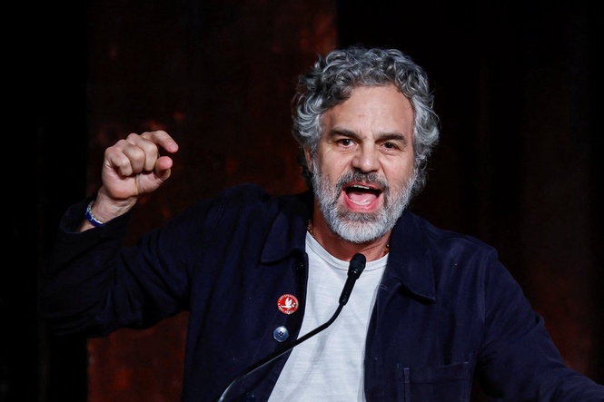Mark Ruffalo threatens to ‘Hulk out’ over voting rights in message to Donald Trump