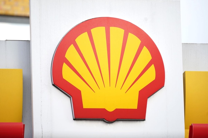 Shell upgrades gas production outlook and says refining profit margins to grow