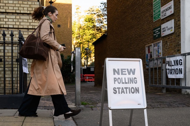 Holborn and St Pancras by-election live: Voting opens in big test for Burnham against Polanski in Starmer’s old seat