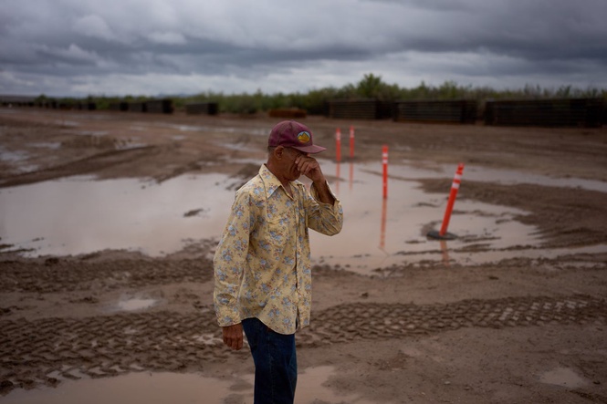 PHOTO ESSAY: A border wall rises in Texas' Big Bend region but opponents push back