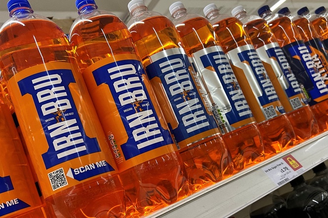 Police urged to catch Irn-Bru thieves 'orange-handed' after 41,000 bottles stolen in lorry heist