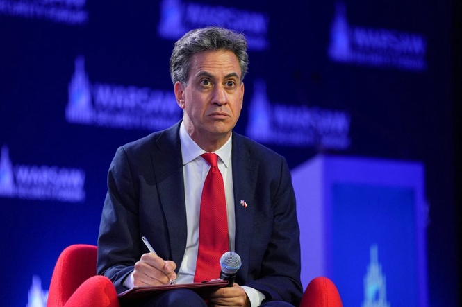 Ed Miliband ‘approves new drilling in Falklands oil field’