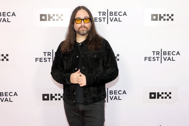 Sean Lennon clarifies John Lennon inheritance split with brother Julian