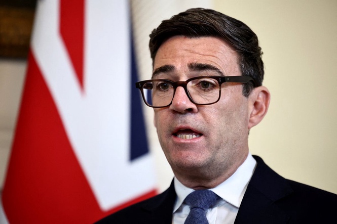 Former bank chief economist fires warning to Burnham ahead of Budget
