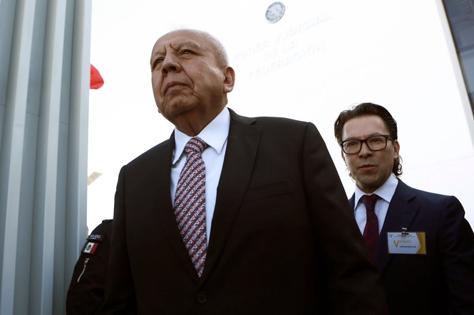 Mexican judge closes the case against immigration chief Francisco Garduño over 2023 Juarez fire