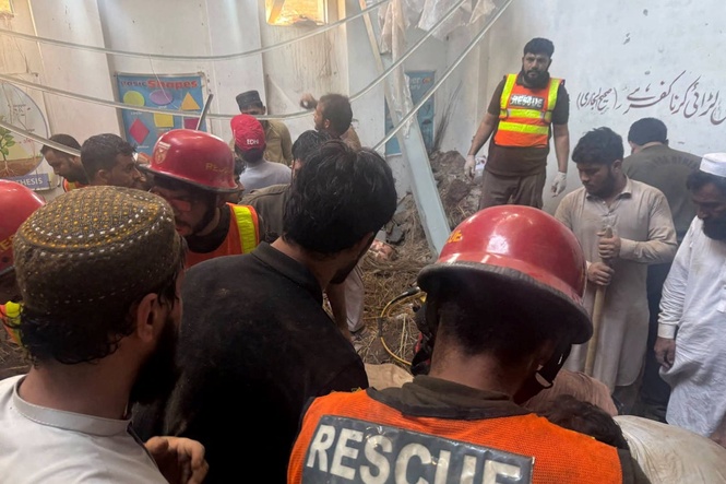 Tragedy in Pakistan as school roof collapses killing at least 34 children