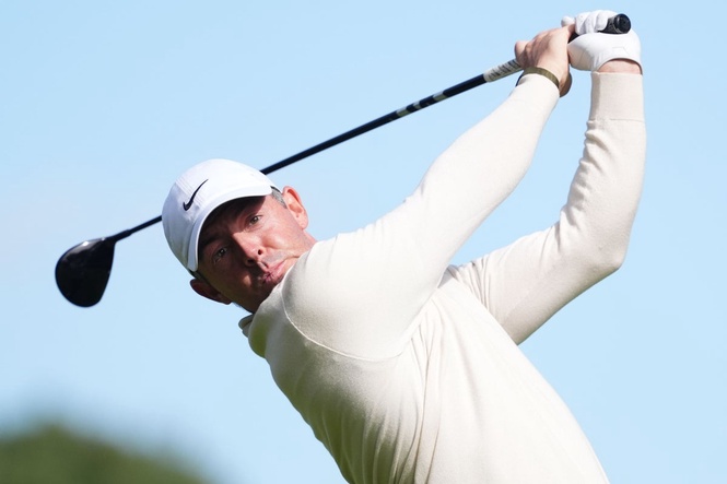 Rory McIlroy four shots off the pace after weather-affected first day in India