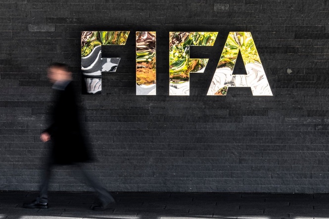 At showdown FIFA meeting, Infantino apologizes for World Cup furor but leaves critics unhappy
