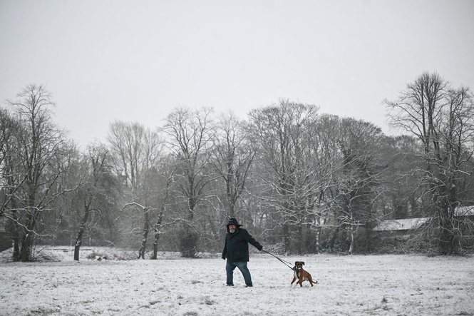 Will it snow this winter? Experts issue latest verdict for UK weather