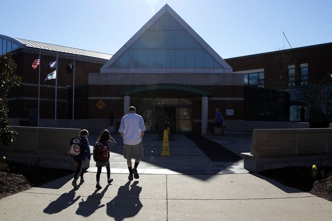 Could school start times change if America moves to permanent Daylight Saving Time?