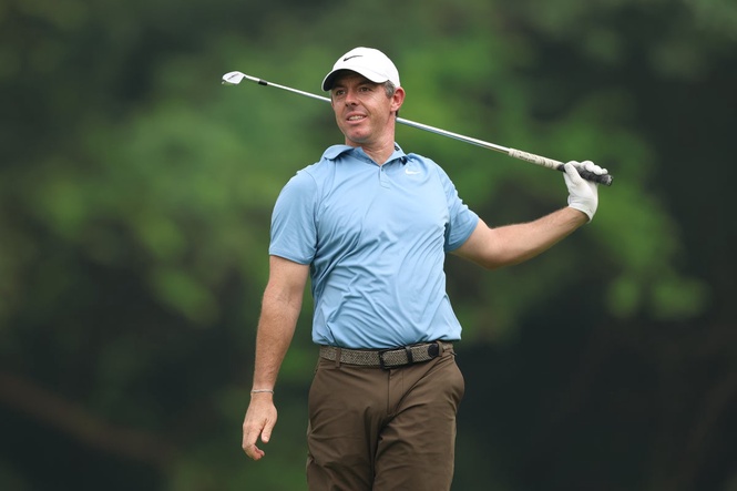 Rory McIlroy’s nightmare run knocks him out of contention in India Championship