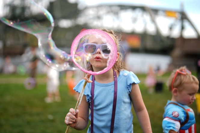 Daily life around the world, in photos