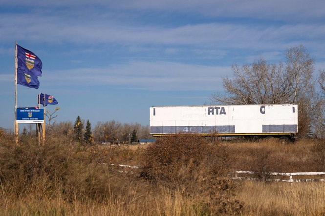 Many deaths and injuries in explosion and fire at Canadian military base