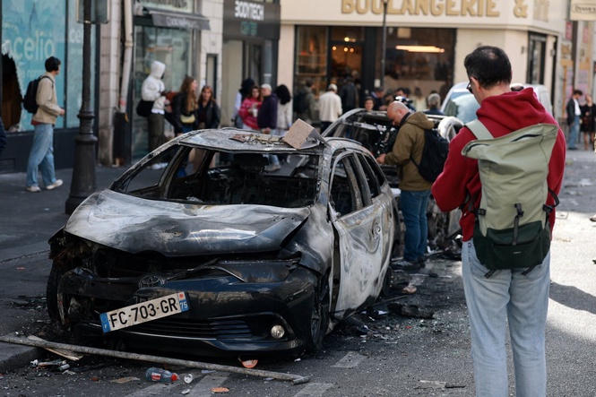More than 2,000 arrested as France faces up to aftermath of nationwide protests