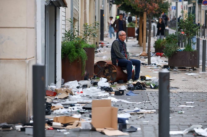 Marseille bans all public gatherings after ‘total loss of control’ in France