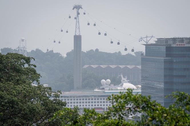 Singapore threatens lawsuit over Indonesian wildfire haze – as oxygen tank and air purifier sales surge